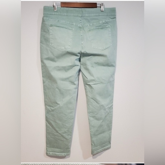 Soft Surroundings Green Ankle Cropped Jeans - Picture 5 of 7
